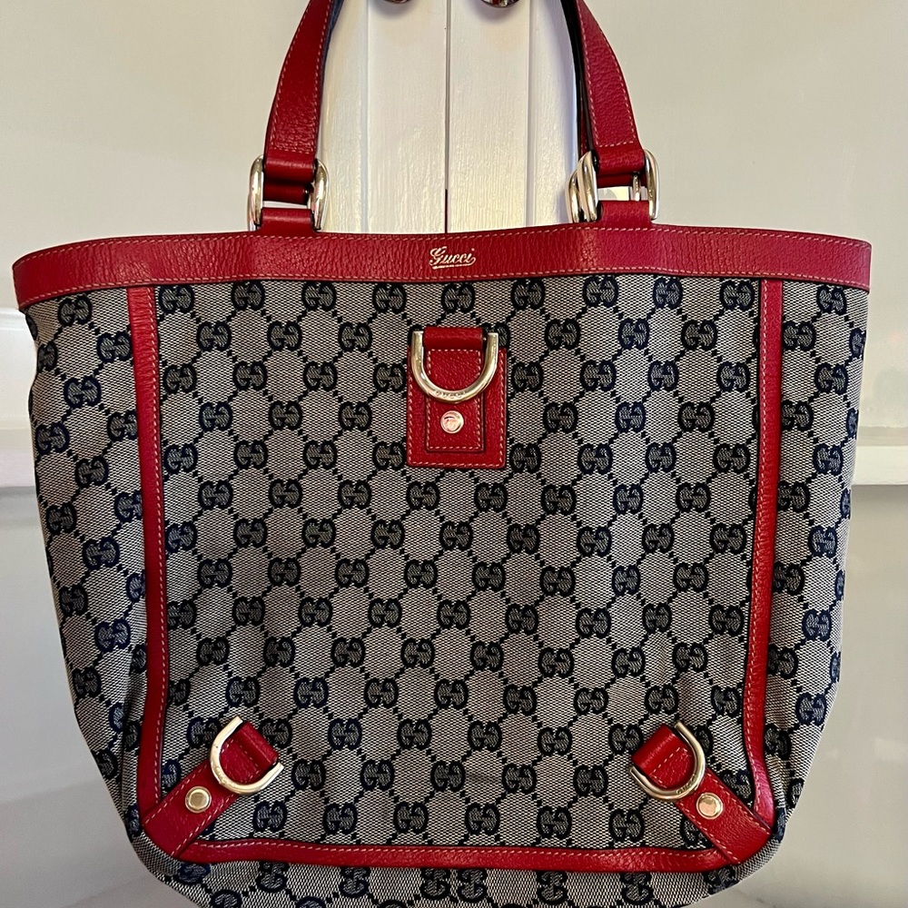 SOLD - Gucci Handbag